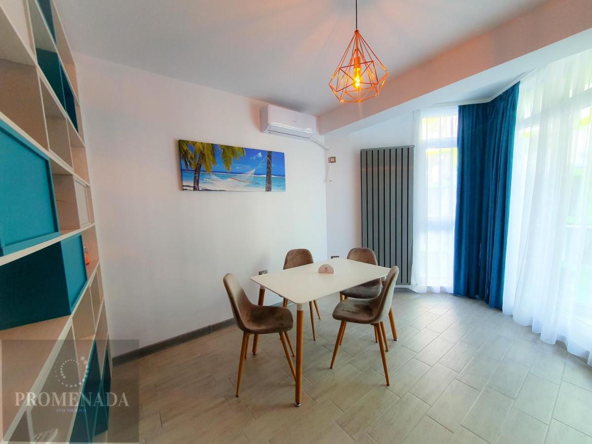 Sunrise Aparthotel Pool & Spa Mamaia Nord Неводарі Екстер'єр фото