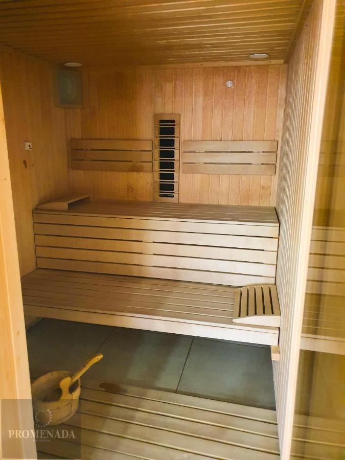 Sunrise Aparthotel Pool & Spa Mamaia Nord Неводарі Екстер'єр фото