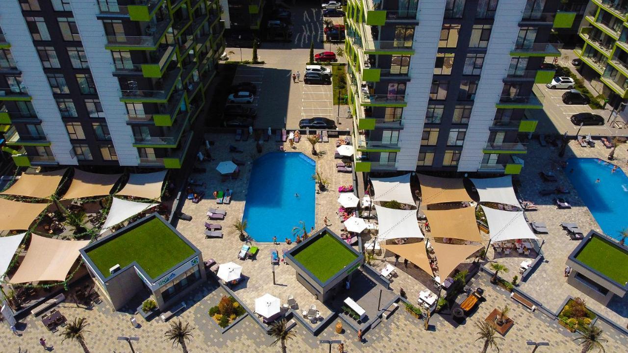Sunrise Aparthotel Pool & Spa Mamaia Nord Неводарі Екстер'єр фото