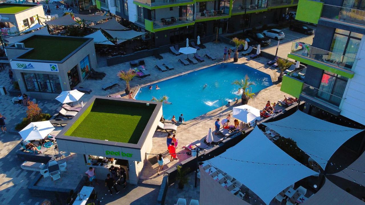 Sunrise Aparthotel Pool & Spa Mamaia Nord Неводарі Екстер'єр фото