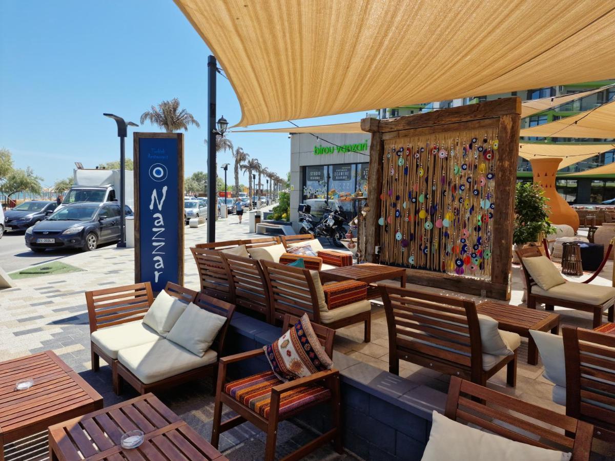 Sunrise Aparthotel Pool & Spa Mamaia Nord Неводарі Екстер'єр фото