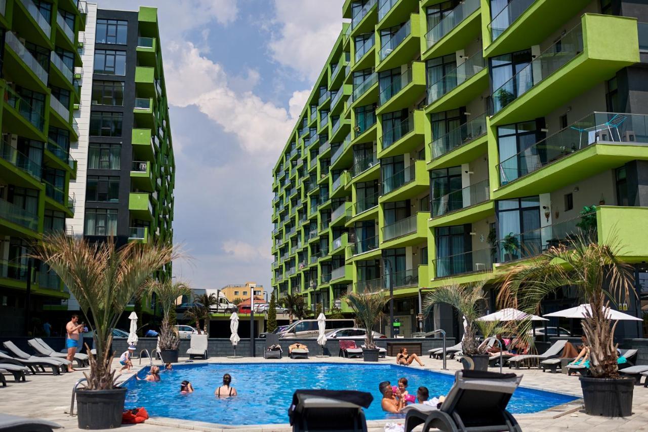 Sunrise Aparthotel Pool & Spa Mamaia Nord Неводарі Екстер'єр фото